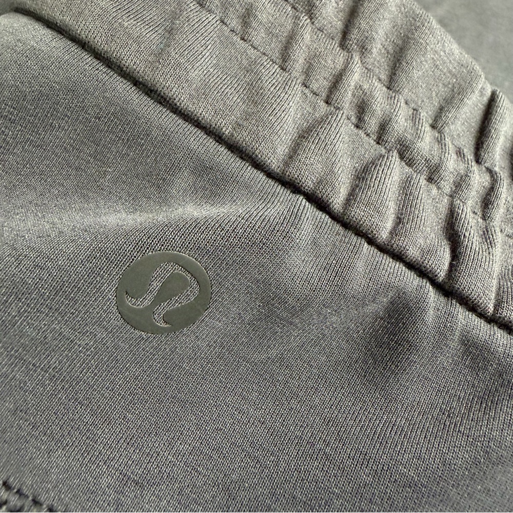 Lululemon Softstreme High-Rise Pant Black Straight leg Sweatpants size 6 - Picture 6 of 8
